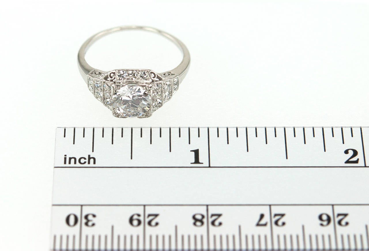 Art Deco 1.04 Carat Old European Cut Diamond platinum Engagement Ring For Sale 5