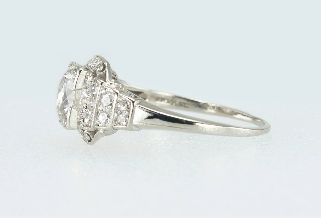 Women's Art Deco 1.04 Carat Old European Cut Diamond platinum Engagement Ring For Sale