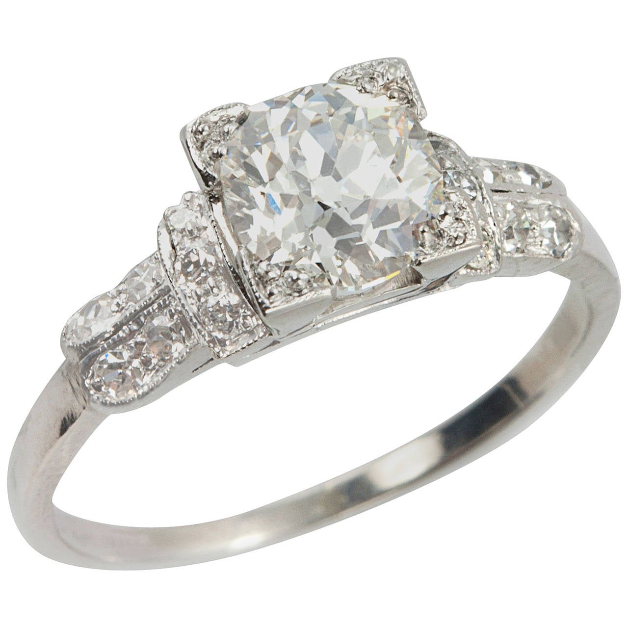 Art Deco 1.01 Carat Cushion Cut Diamond Platinum Engagement Ring For Sale