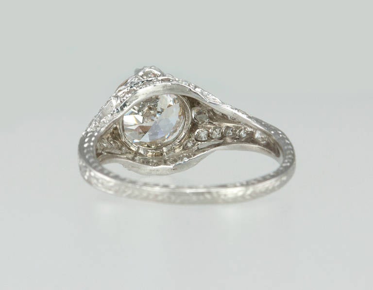1.53 Carat Antique Diamond Engagement Ring For Sale 4