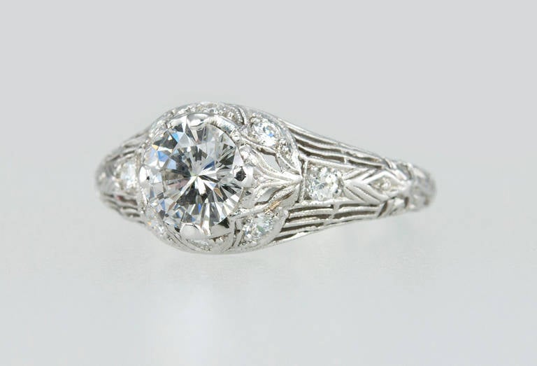 Edwardian 0.70 Carat Diamond Engagement Ring In Excellent Condition In Los Angeles, CA