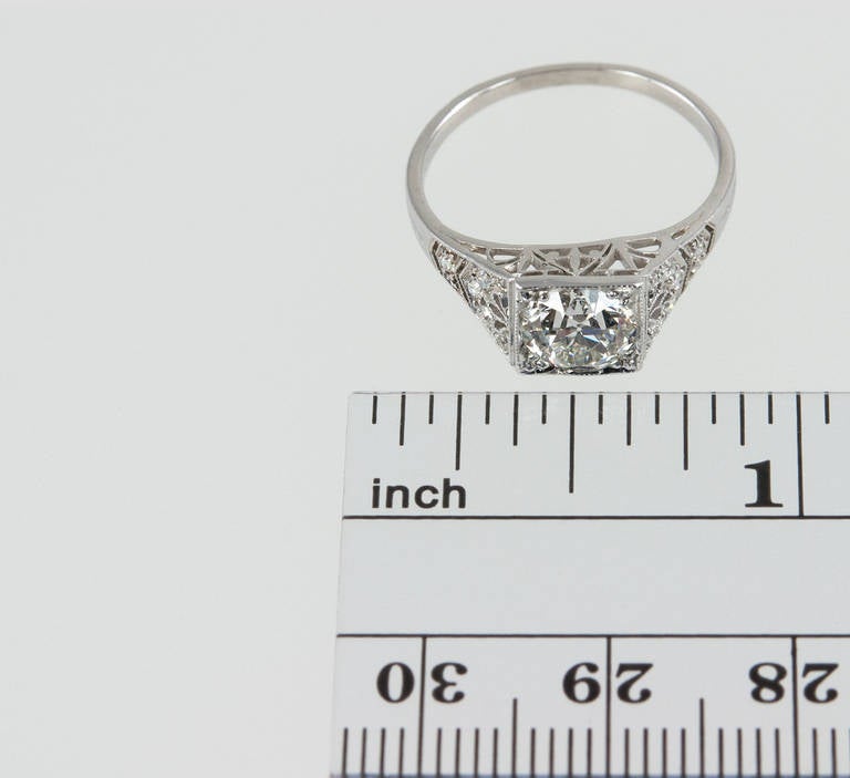 Art Deco 1.01 Carat Old European Cut Diamond Platinum Engagement Ring For Sale 2