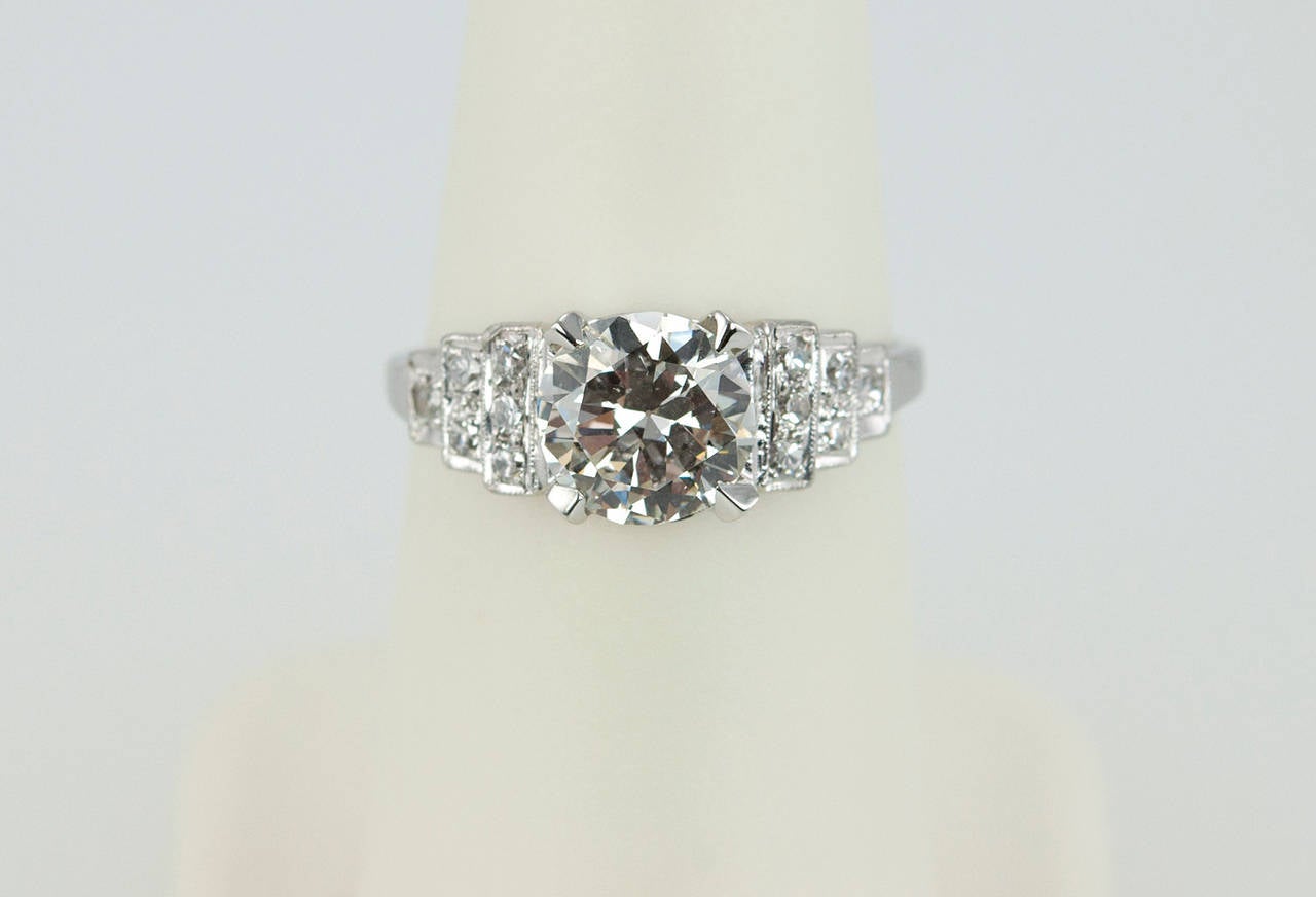 Women's 1.31 Carat Diamond Platinum Ring with Step Mounting For Sale