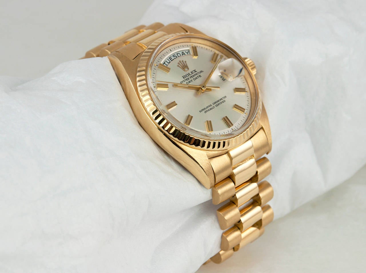 Rolex Yellow Gold Day-Date President Wristwatch Ref 18308 circa 1980s In Excellent Condition In Los Angeles, CA