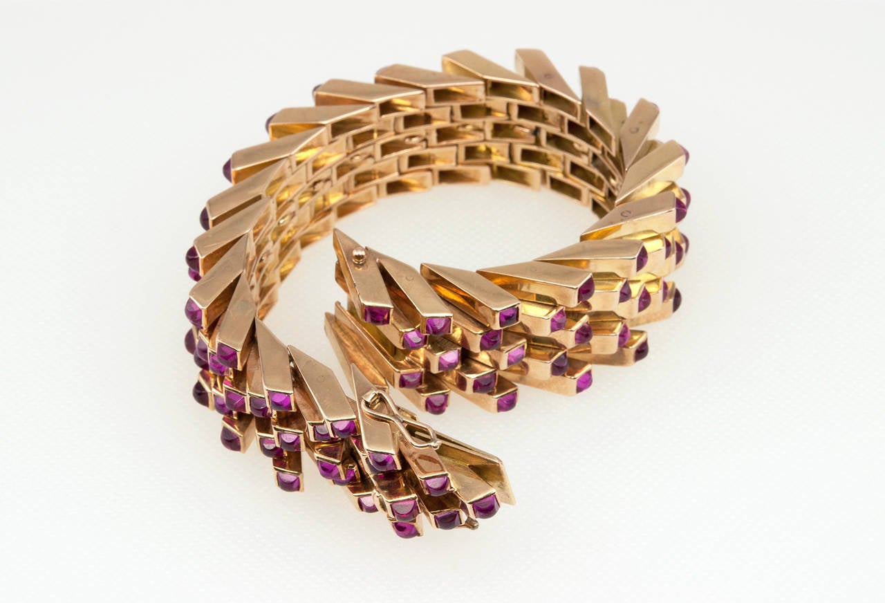 Retro Ruby and Gold Link Bracelet 4