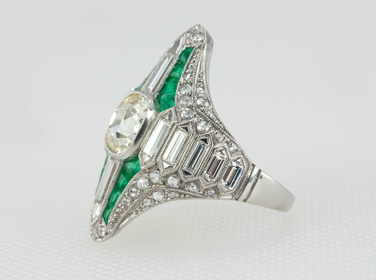 Emerald Diamond Platinum Navette Ring In Excellent Condition For Sale In Los Angeles, CA
