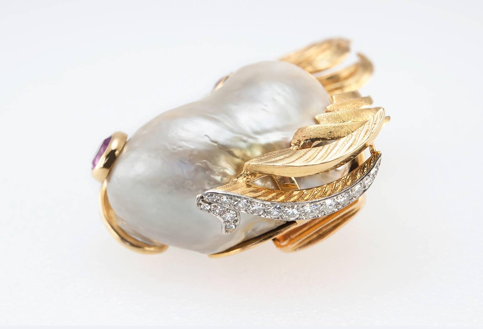 Women's or Men's Cartier Pearl Ruby Gold Fish Brooch