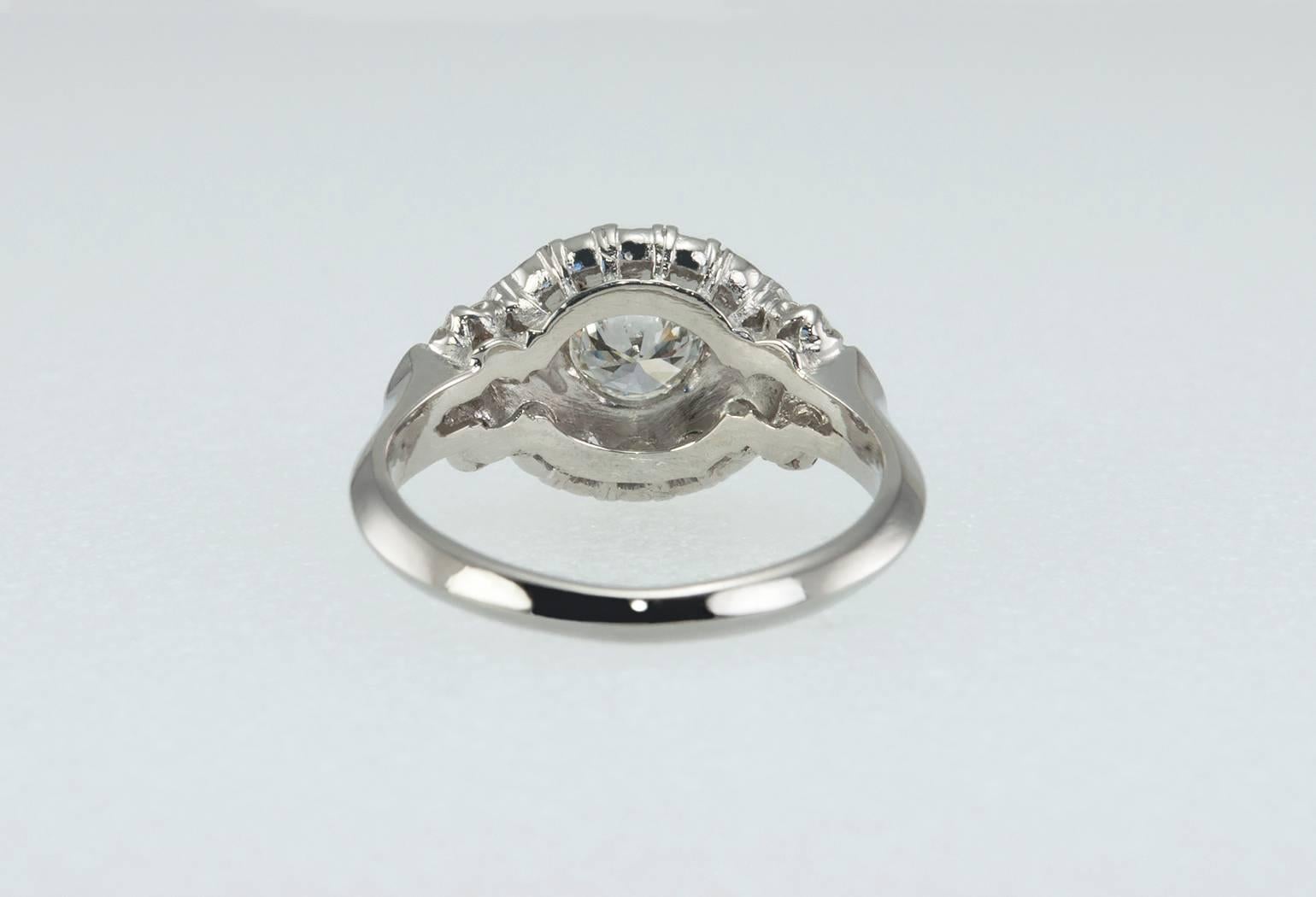 1940s Diamond Platinum Bow-Shaped Ring For Sale 4