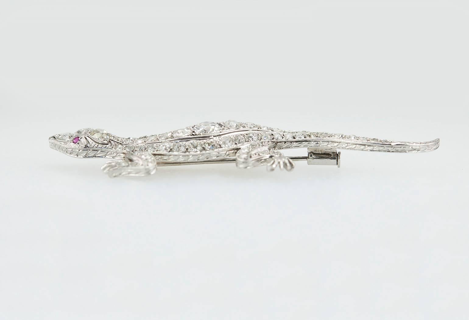 Edwardian Diamond Platinum Lizard Brooch For Sale 1