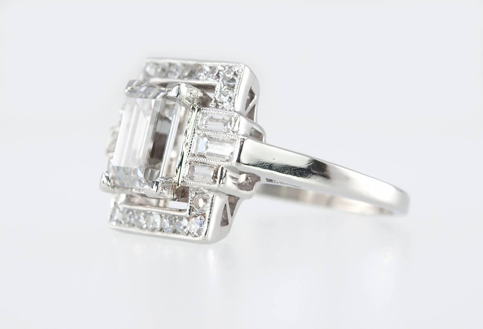 Women's Art Deco 1.37 Carat Emerald Cut Diamond Platinum Ring