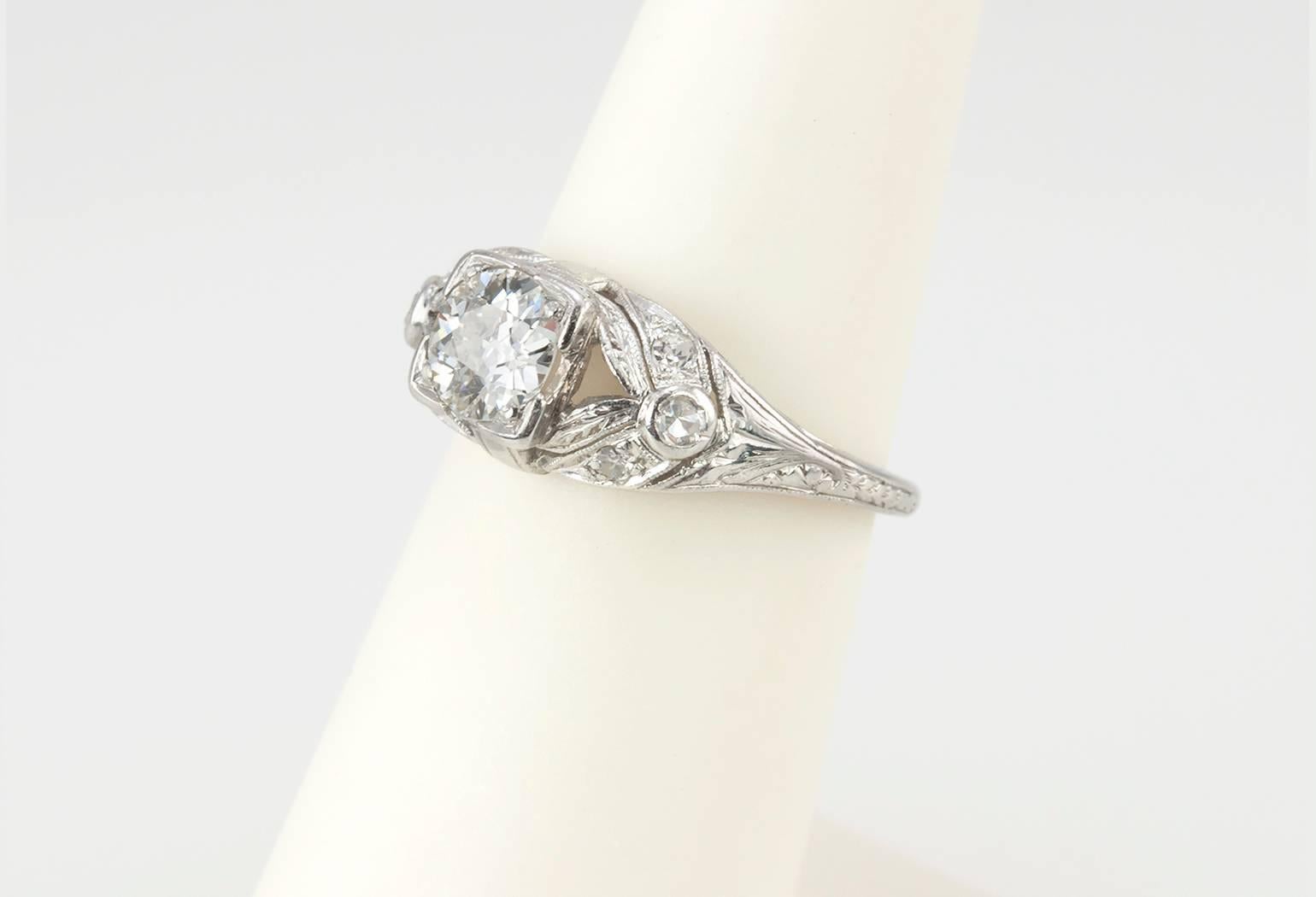 Art Deco 0.64 Carat Old European Cut Diamond Platinum Ring For Sale 3
