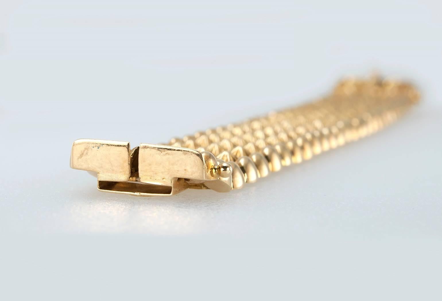 Retro  Gold Link Bracelet 3