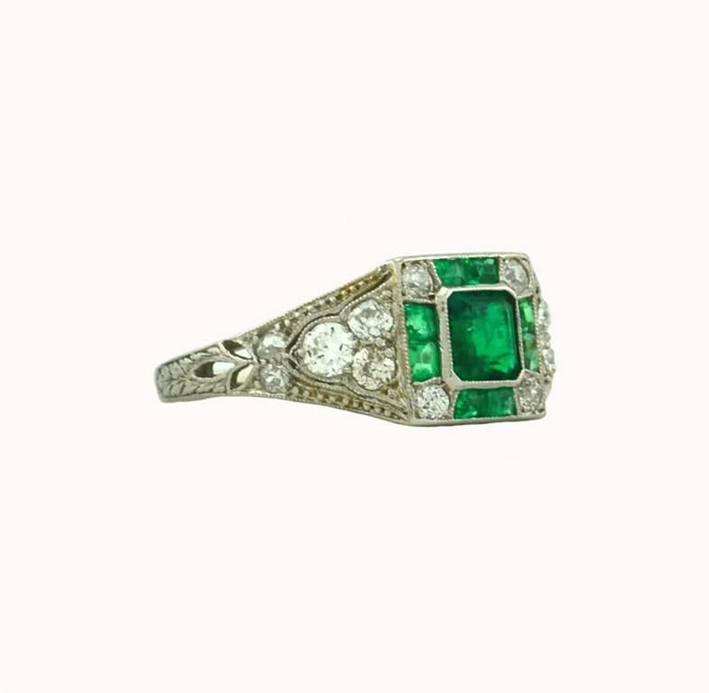 Art Deco Emerald Diamond Platinum Ring For Sale 1