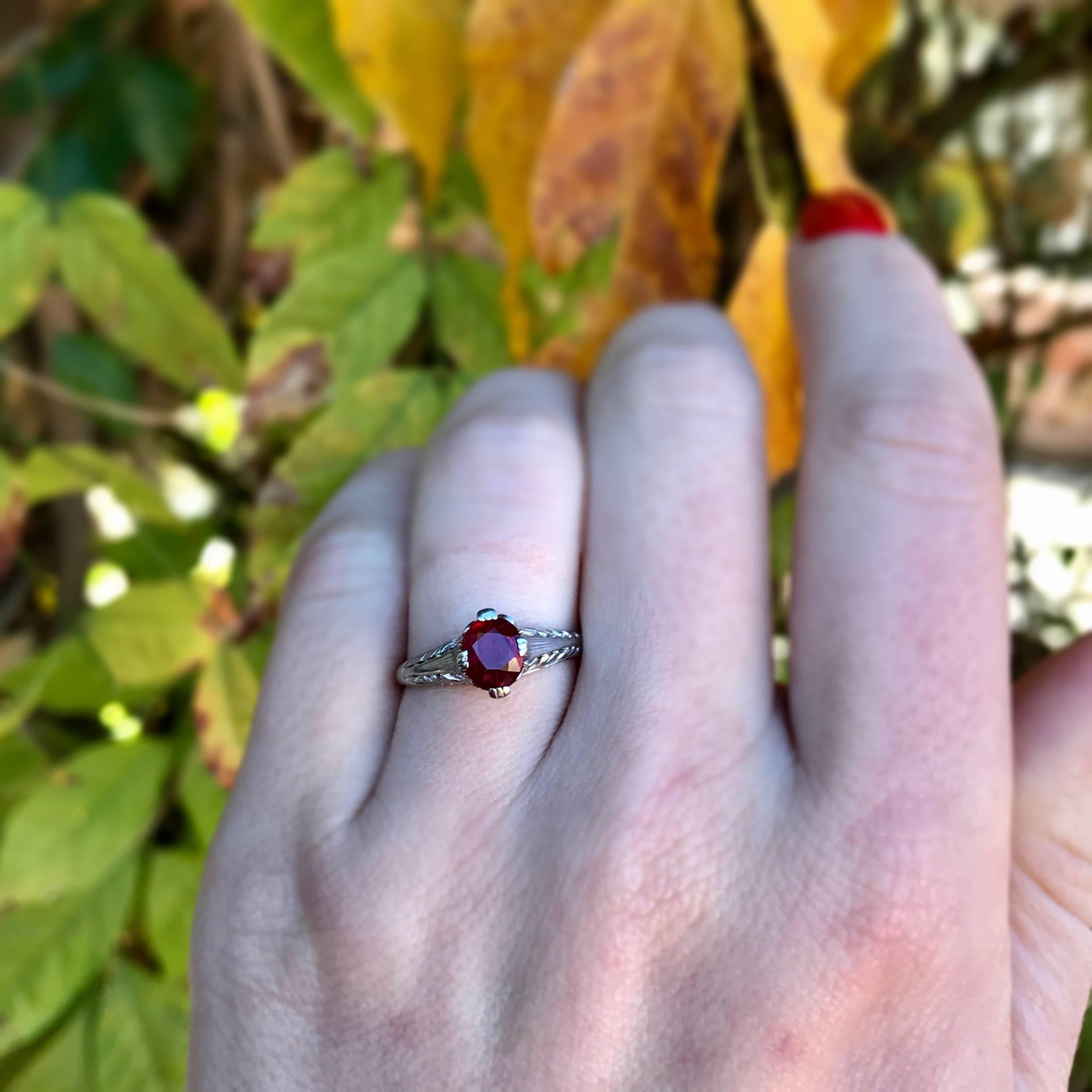 GIA Certified 1.07 Carat Natural Burma Ruby and Platinum Engagement Ring For Sale 3