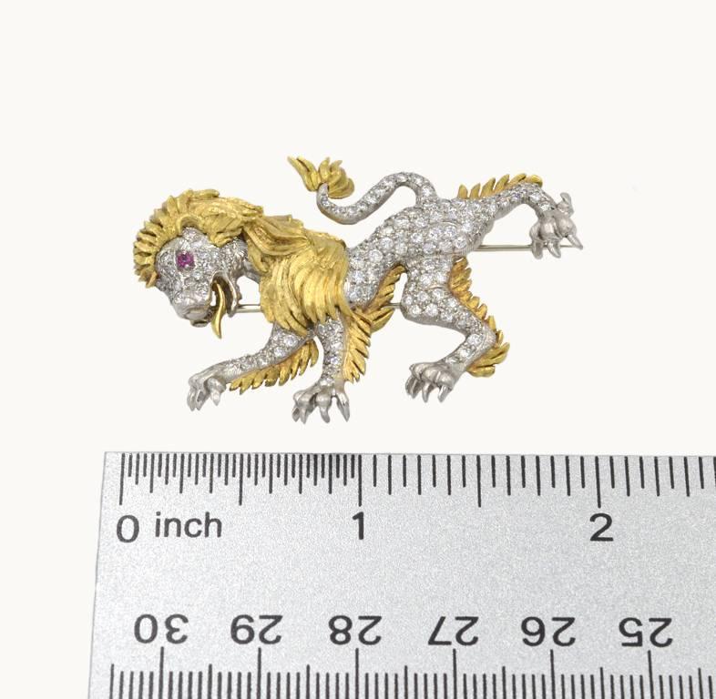 JE Caldwell Diamond Lion Brooch in Platinum and 18 Karat Gold, circa 1950 For Sale 1