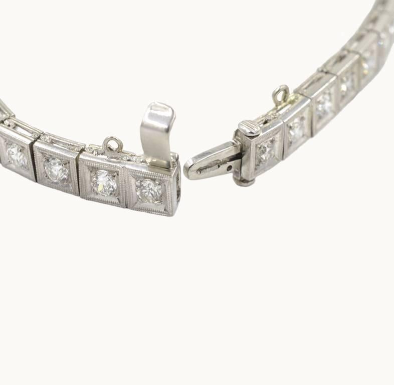 Art Deco 1920s Platinum, Diamond and Sapphire Bracelet In Excellent Condition For Sale In Los Angeles, CA