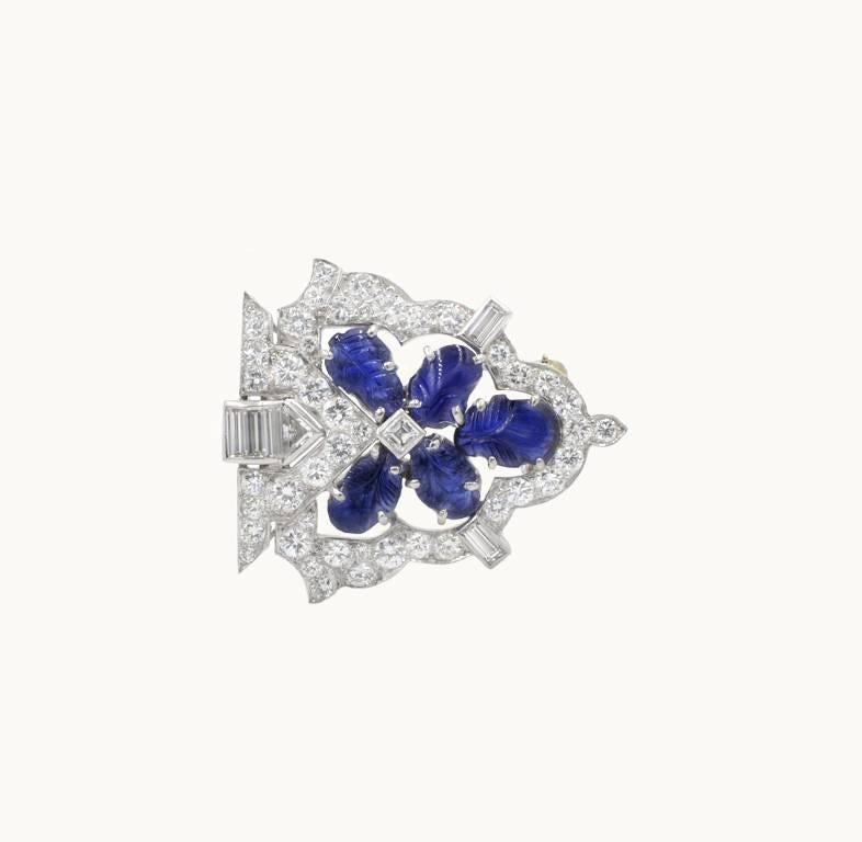 Raymond Yard Art Deco Carved Sapphire and Diamond Platinum Brooch In Excellent Condition For Sale In Los Angeles, CA