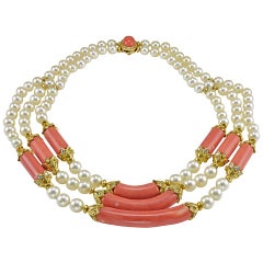 Van Cleef & Arpels Coral Pearl Diamond Gold Choker Necklace