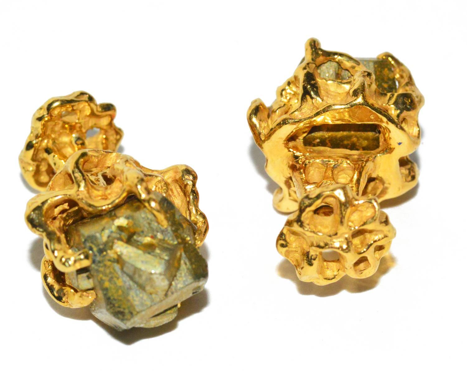 These gorgeous Arthur King 18K yellow gold and Pyrite cufflinks are original 1970s and are in pristine condition.  They represent King's work well!