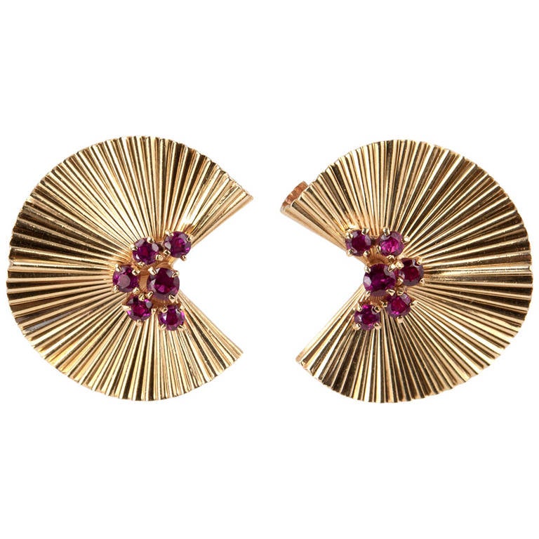 Tiffany And Co Ruby Gold Fluted Clip Earrings For At 1stdibs Tiffany Co Ruby Gold Fluted Clip Earrings For