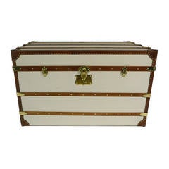 Steamer Trunk Linen, Leather Trims. 20th / Malle courrier