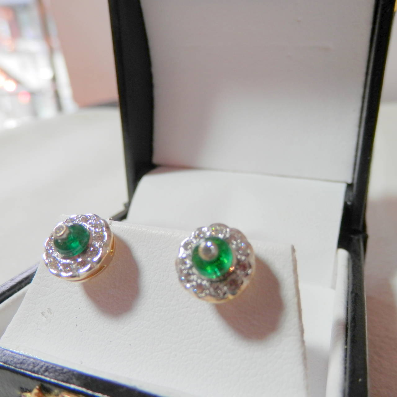 Women's Emerald Diamond Gold Stud Earrings