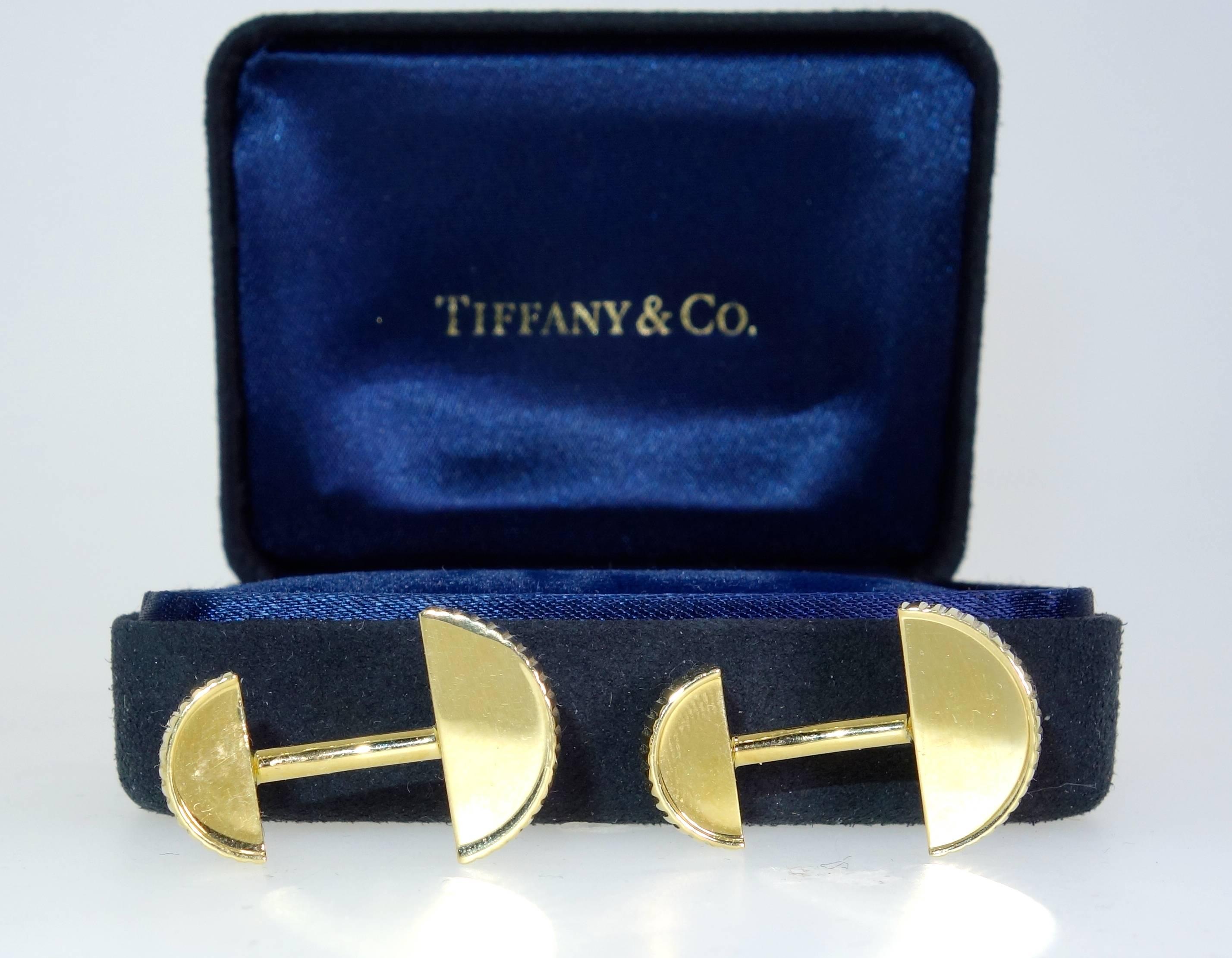 Tiffany & Co. Ribbed Gold Cufflinks In Excellent Condition In Aspen, CO