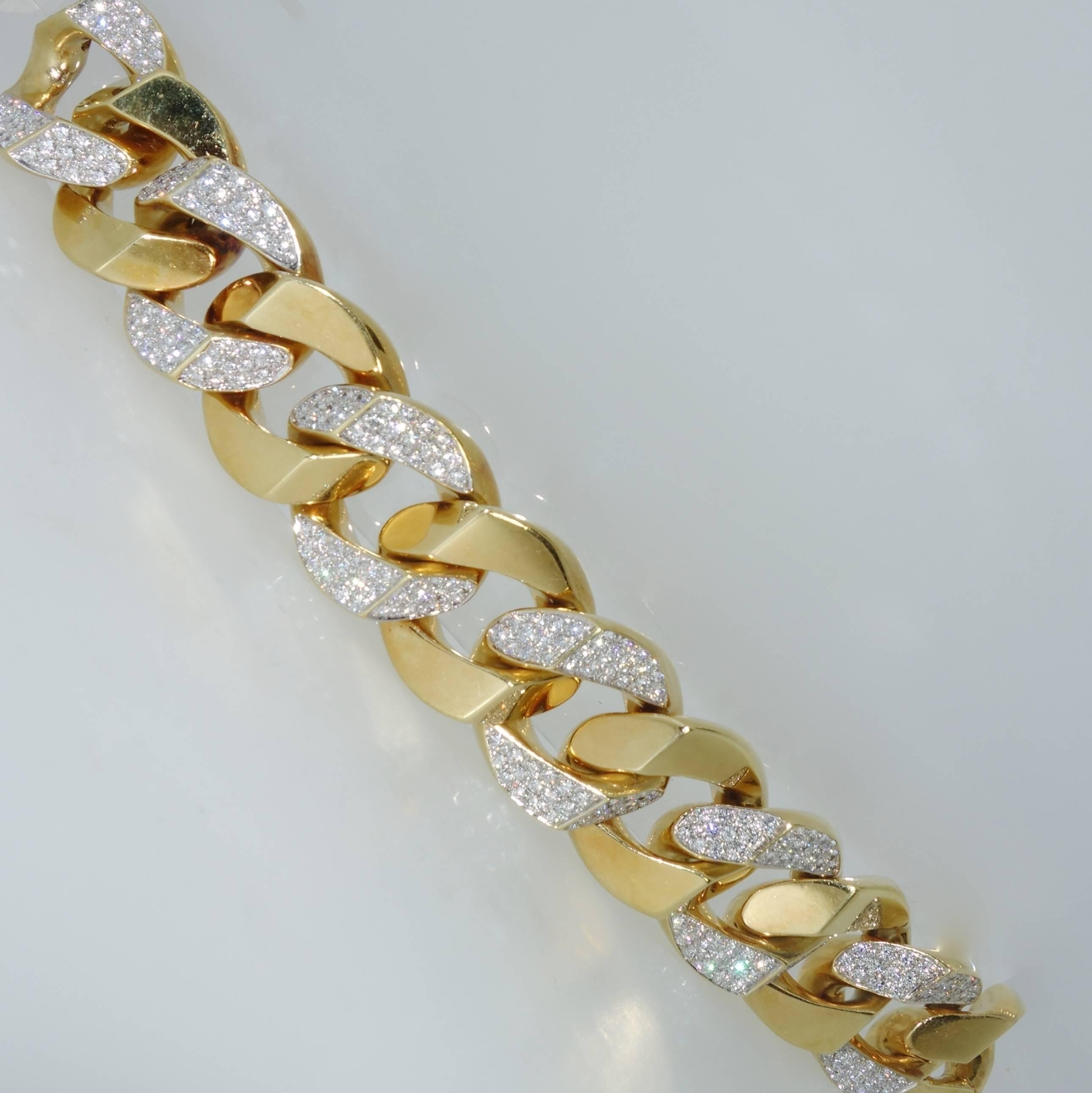 The 312 fine, well matched, white diamonds are round brilliant cut weighing approximately 15 cts., all colorless to near colorless (F/G) and very slightly included to very very slightly included.  This bracelet is one of the nicest examples we have