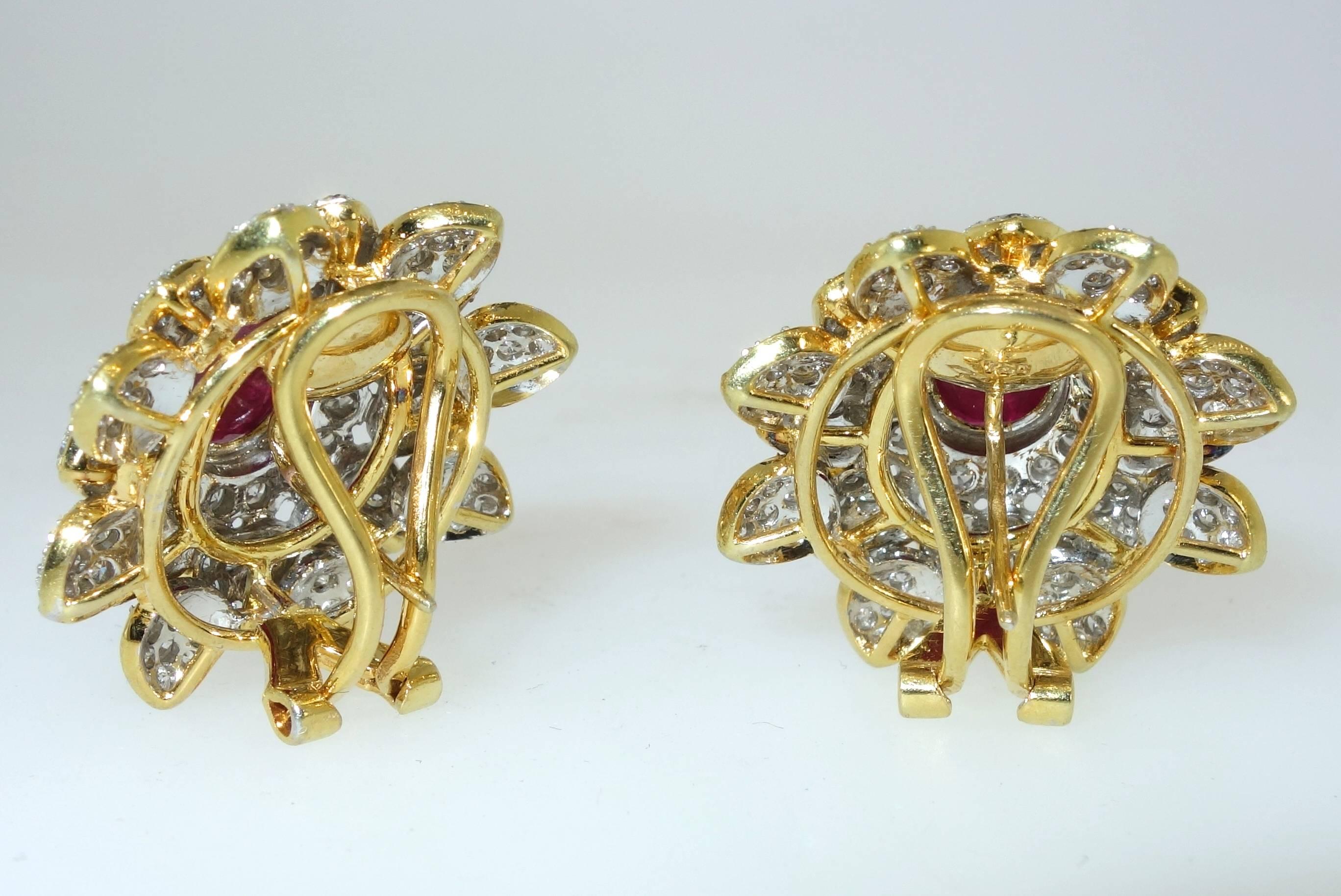 Ruby Diamond Gold Cluster Earrings In Excellent Condition In Aspen, CO