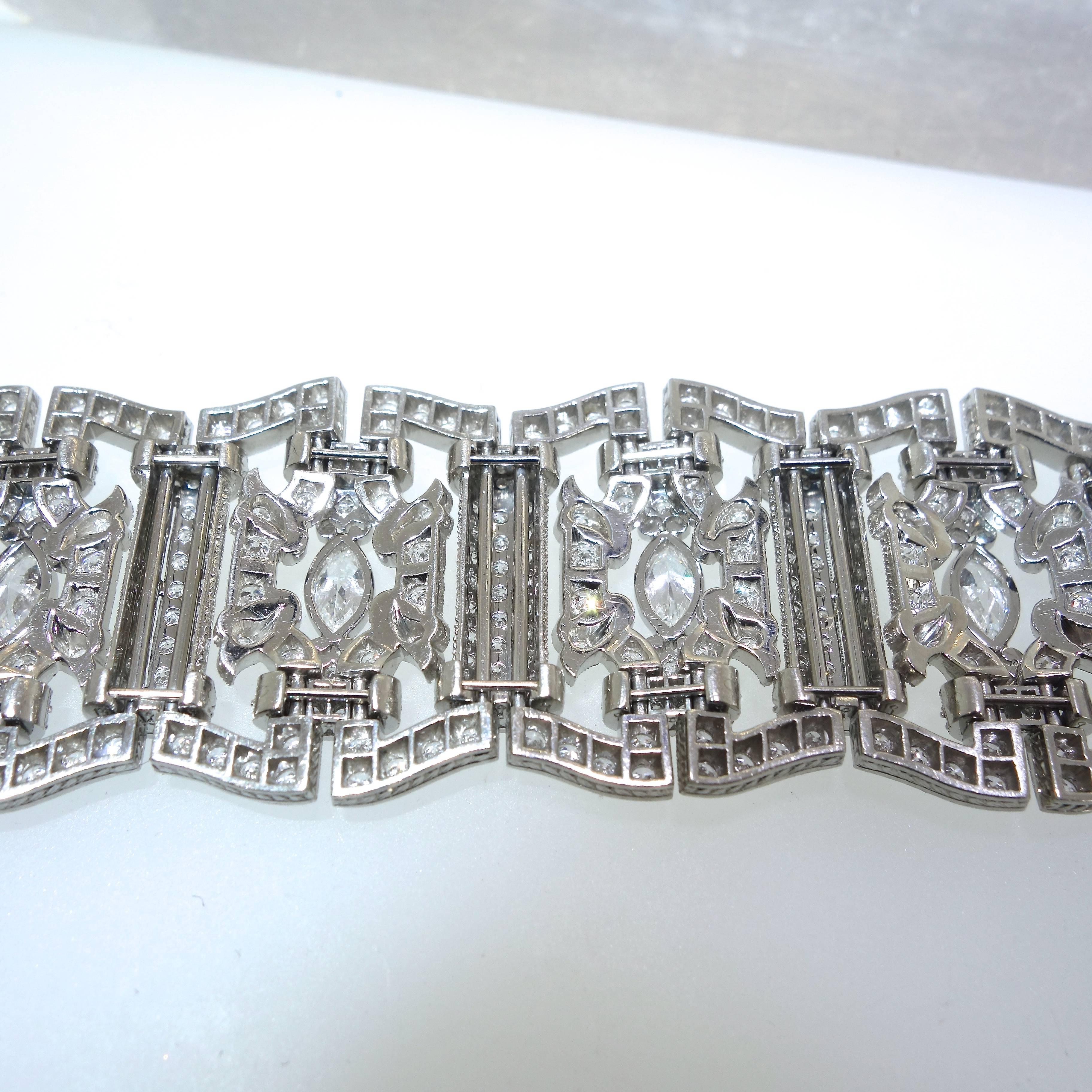 Art Deco Diamond Platinum Bracelet, circa 1935 3