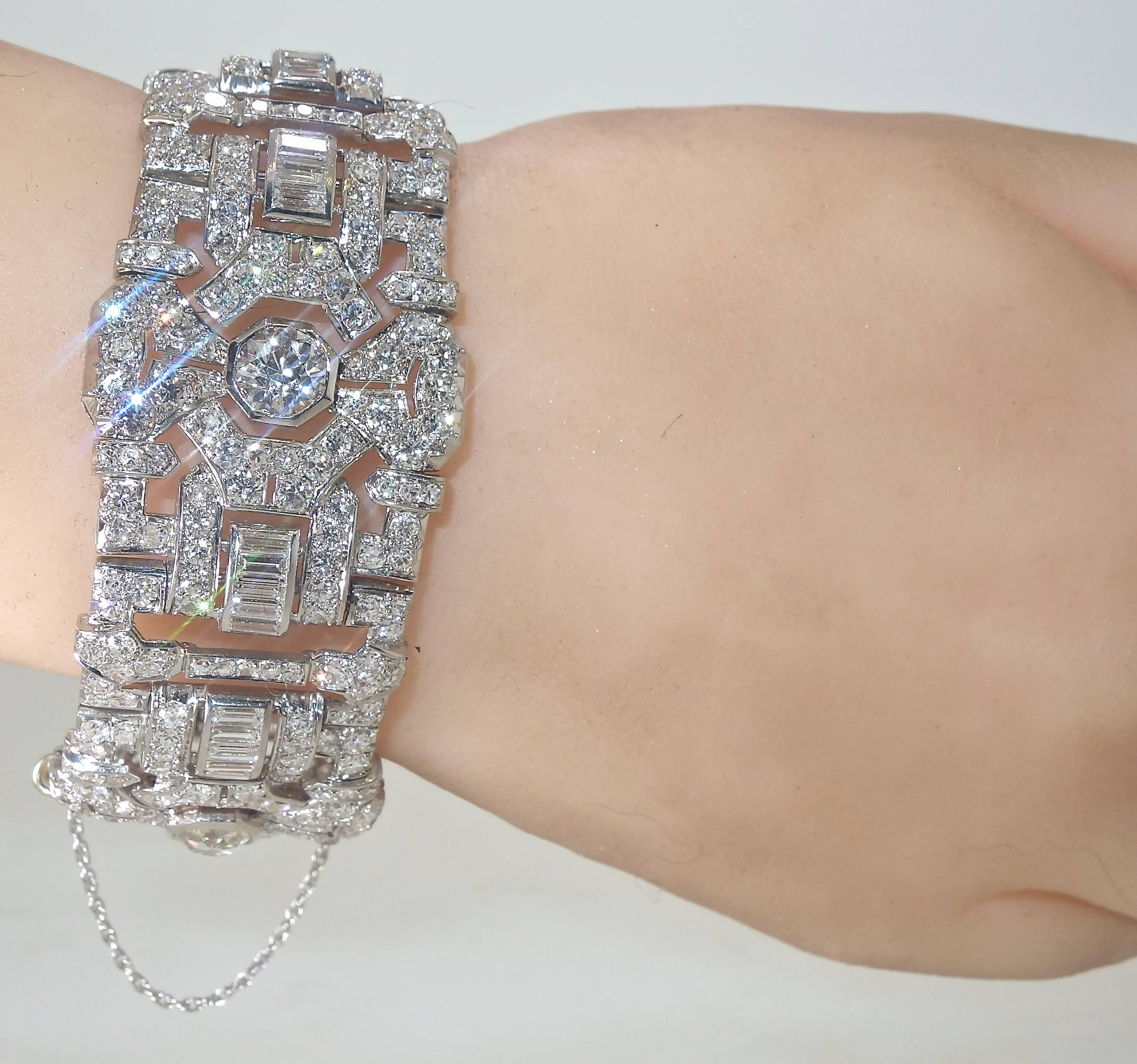 Art Deco Diamond Platinum French Bracelet In Excellent Condition In Aspen, CO