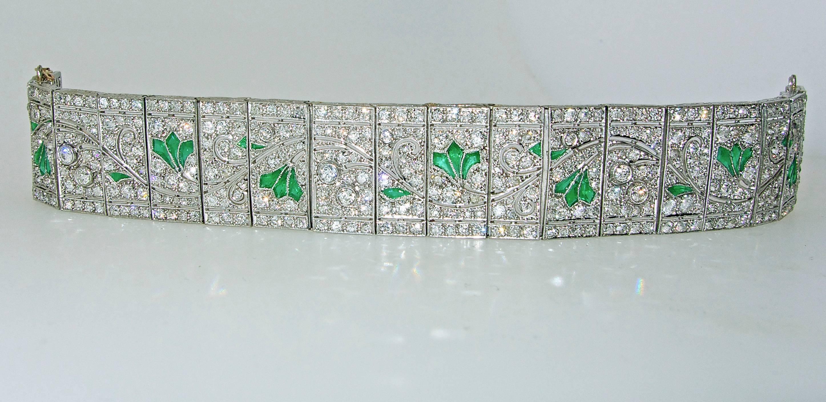 Women's or Men's Art Deco Diamond and Emerald Bracelet, circa 1930