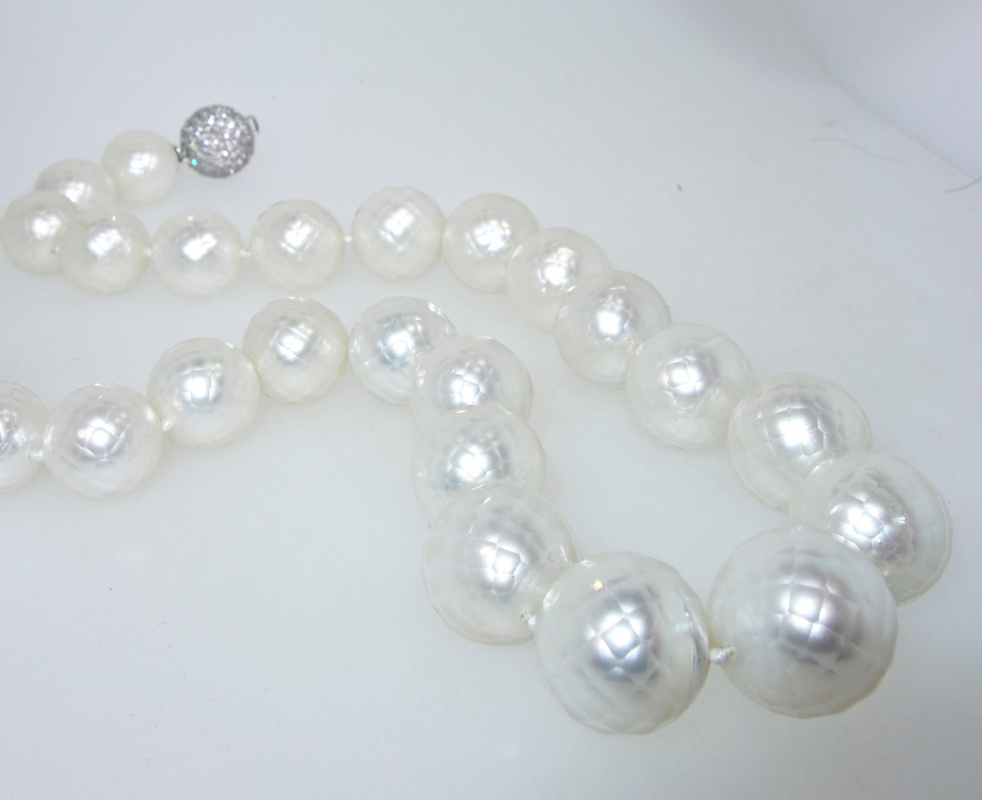Faceted South Sea Pearls, Unusual and Distinctive with a Diamond Last In Excellent Condition In Aspen, CO