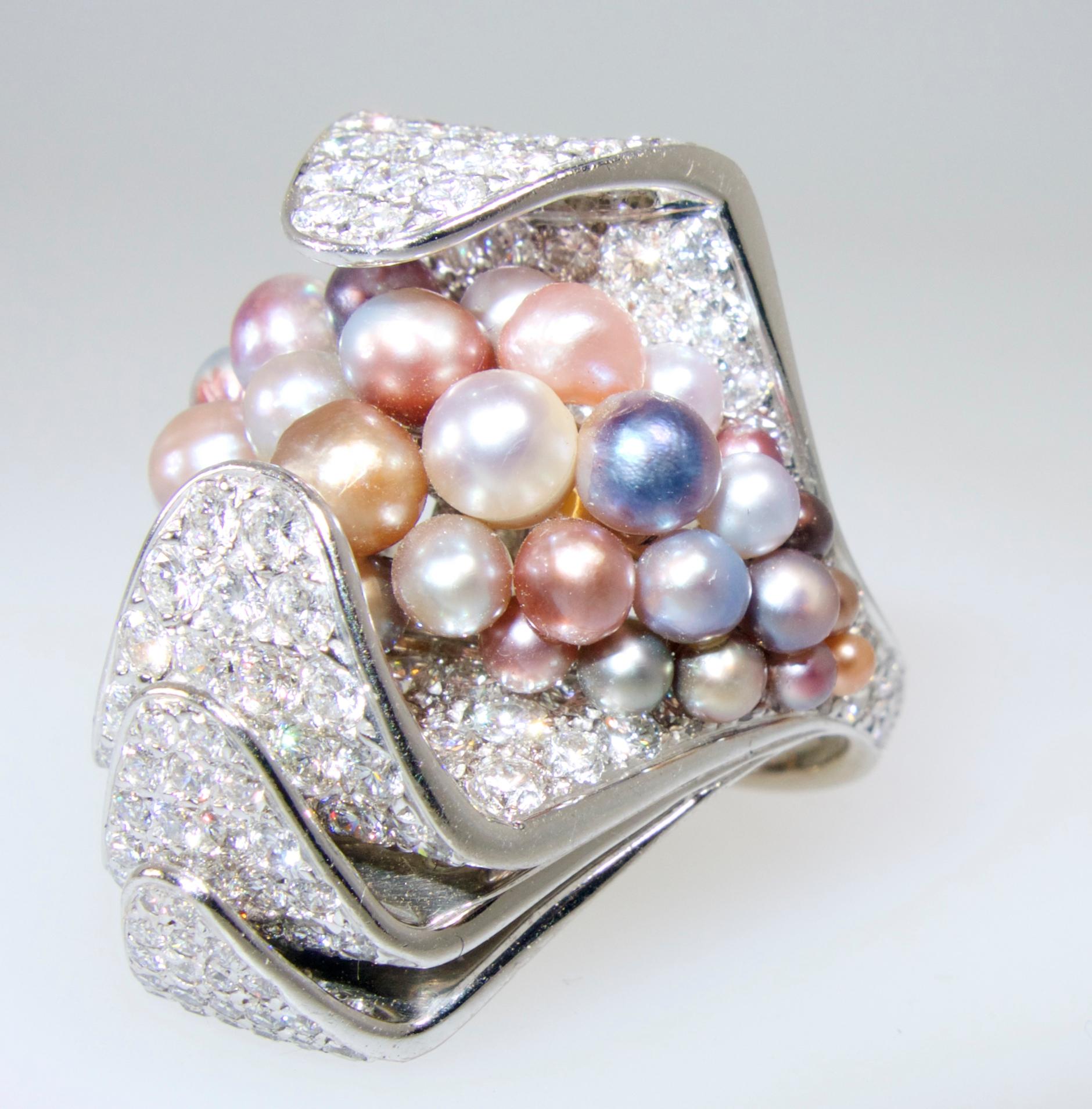 Natural Pearl and Diamond Ring In Excellent Condition In Aspen, CO