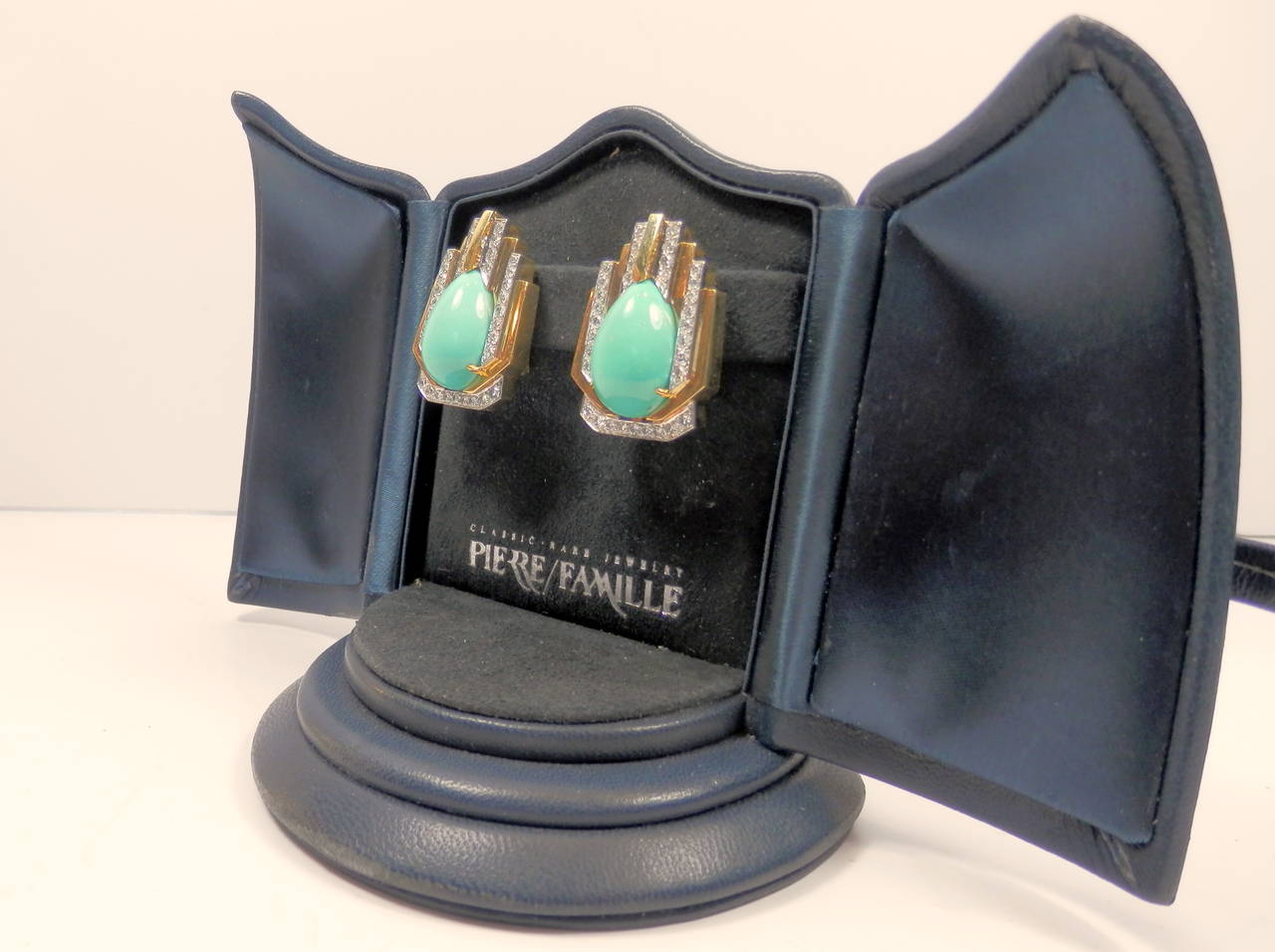 Women's David Webb Turquoise Diamond Gold Earrings