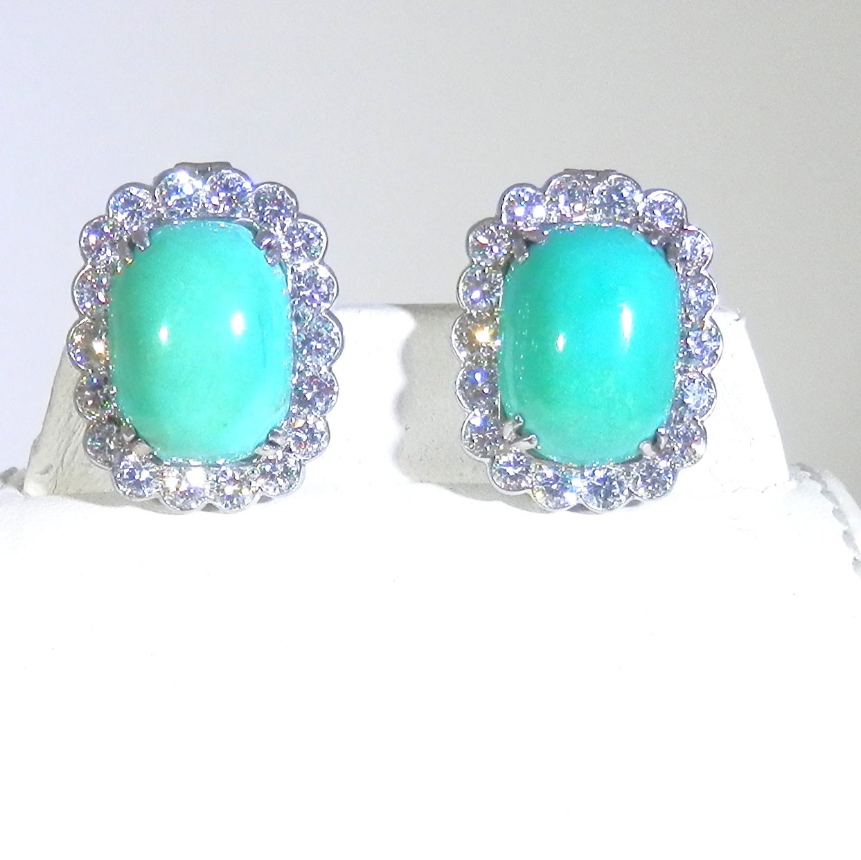 Women's Van Cleef & Arpels Turquoise Diamond Platinum Earrings
