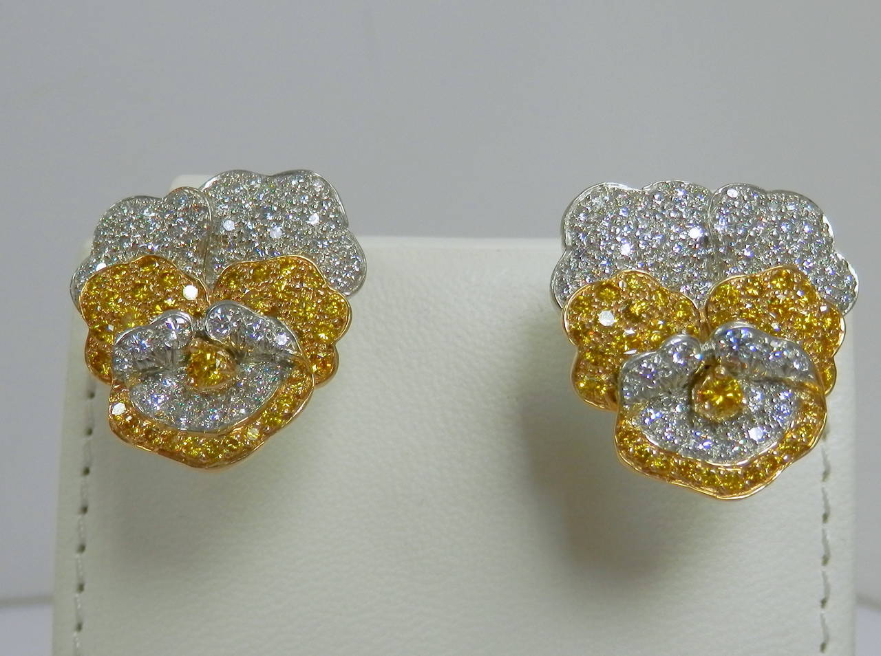 Oscar Heyman Diamond Gold Platinum Pansy Motif Earrings 1