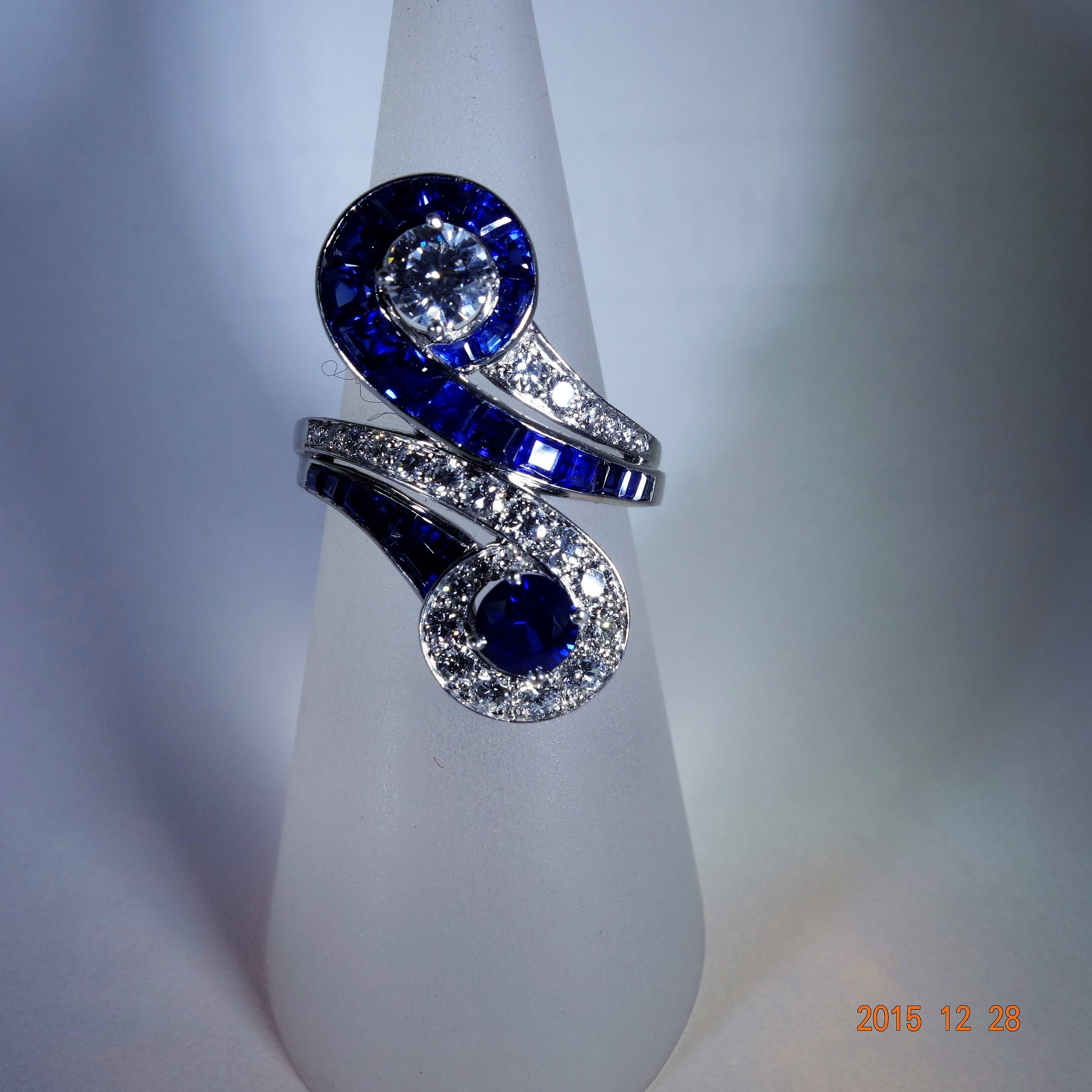 Tiffany & Co. Sapphire Diamond Platinum Ring In Excellent Condition In Aspen, CO