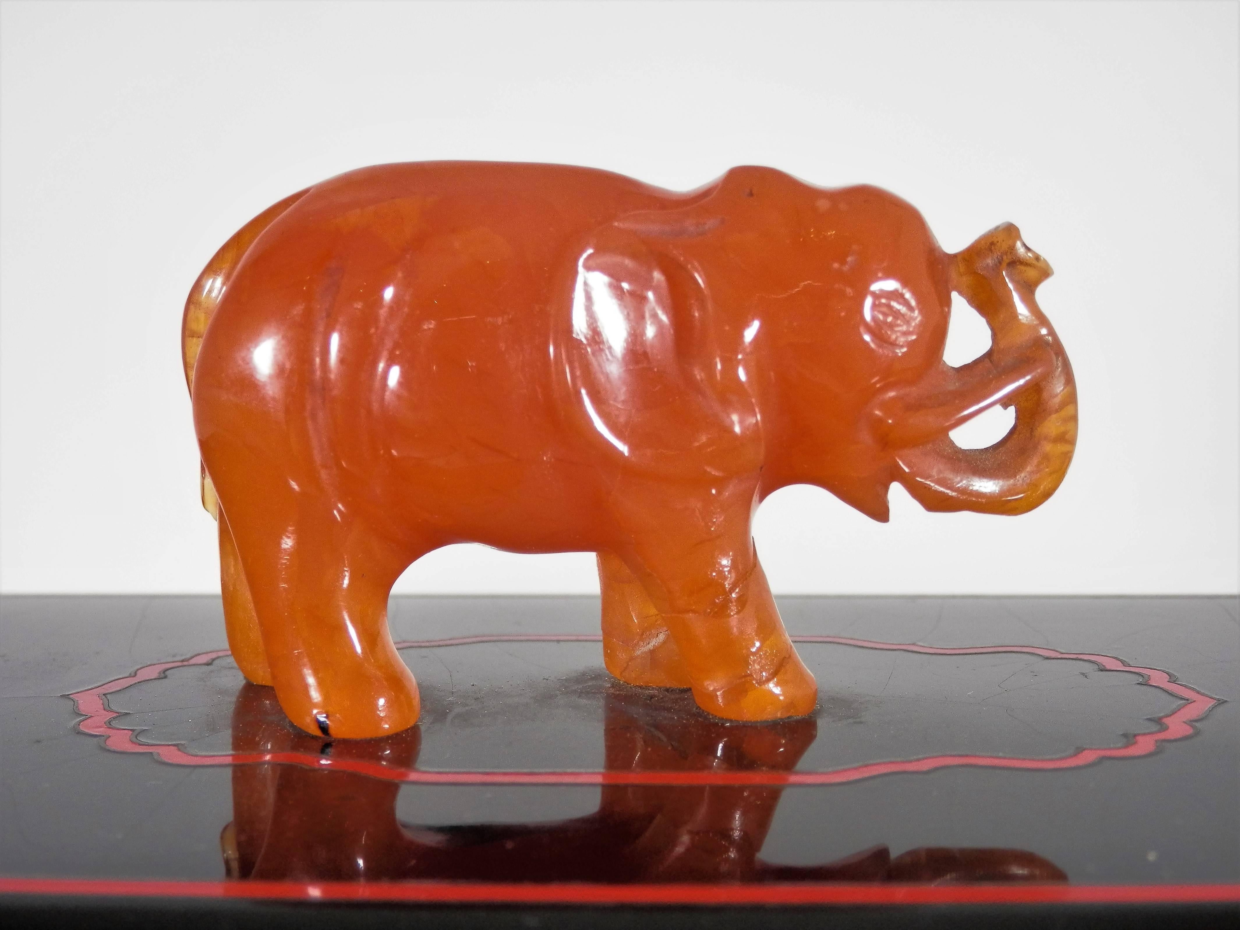 1950s Cartier Lacquer Box with Carved Carnelian Elephant 1