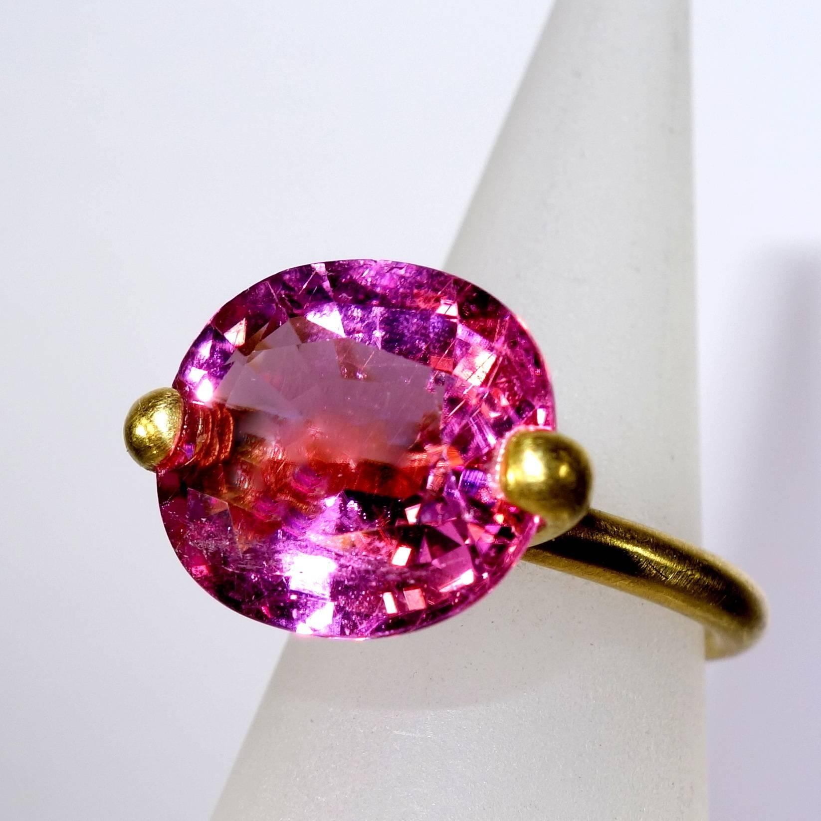 Leuchtend rosa Turmalin-Ring Damen