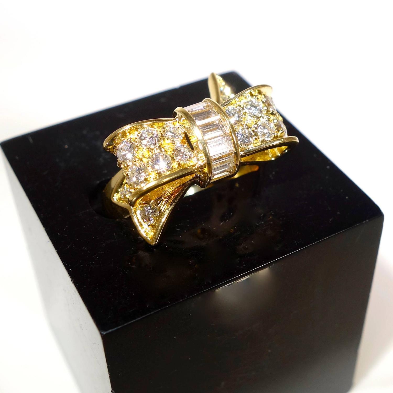 Tiffany and Co. Diamond Gold Bow Ring at 1stdibs