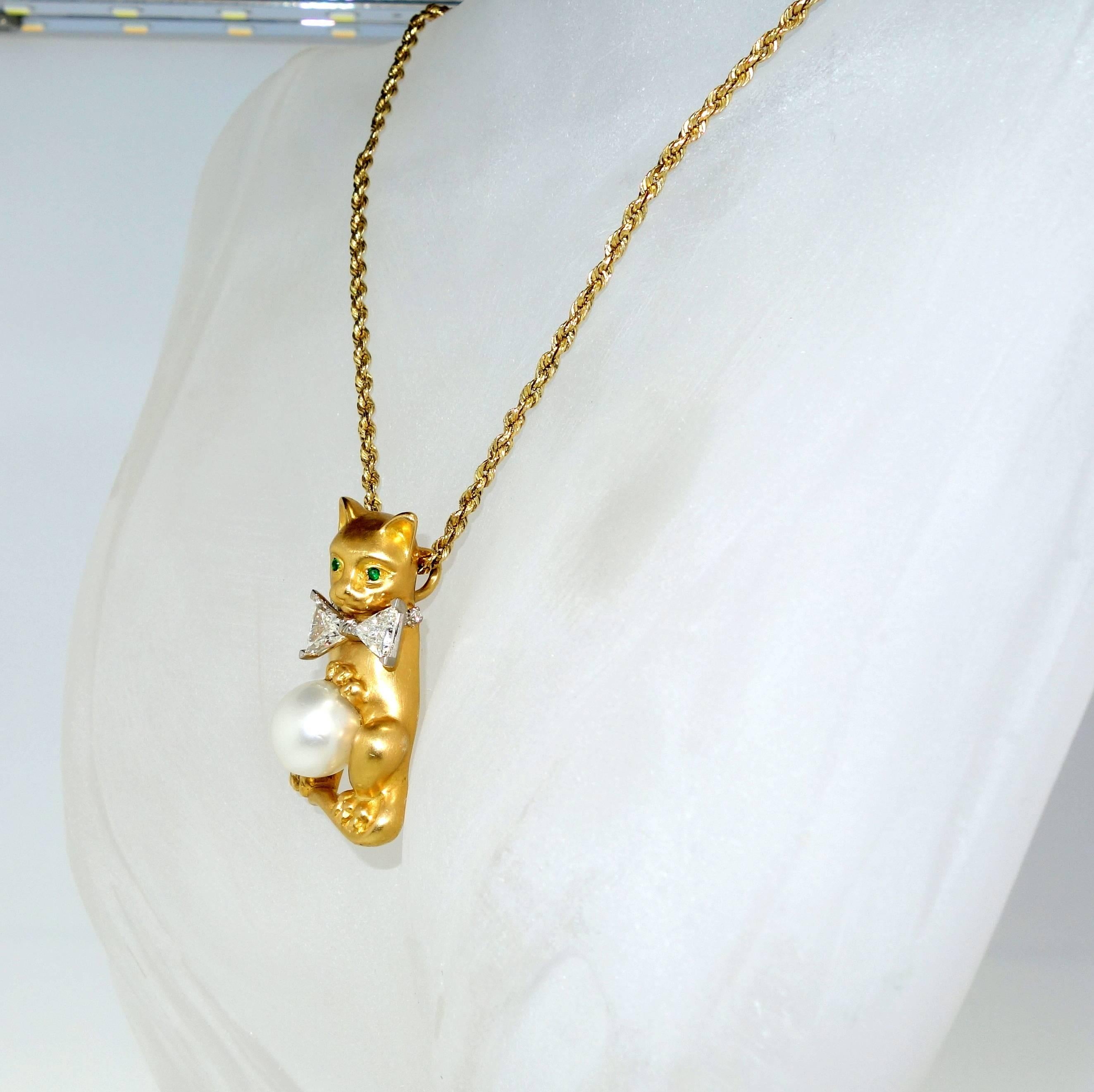 Contemporary Oscar Heyman Diamond Gold Platinum Bow Tied Cat Pendant