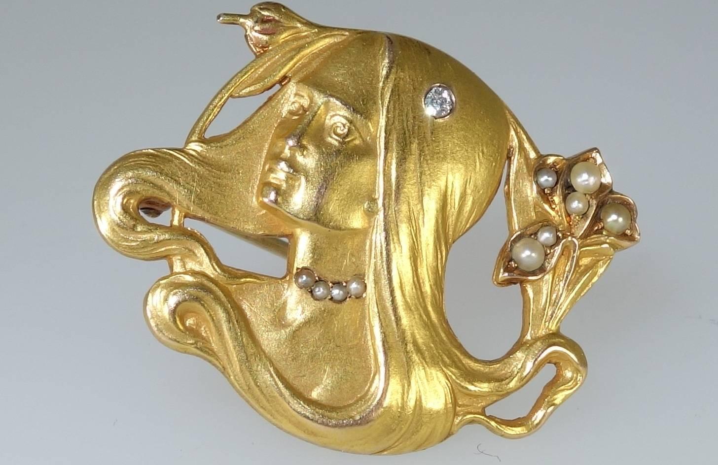 Art Nouveau Seed Pearl Diamond Gold Brooch In Excellent Condition In Aspen, CO