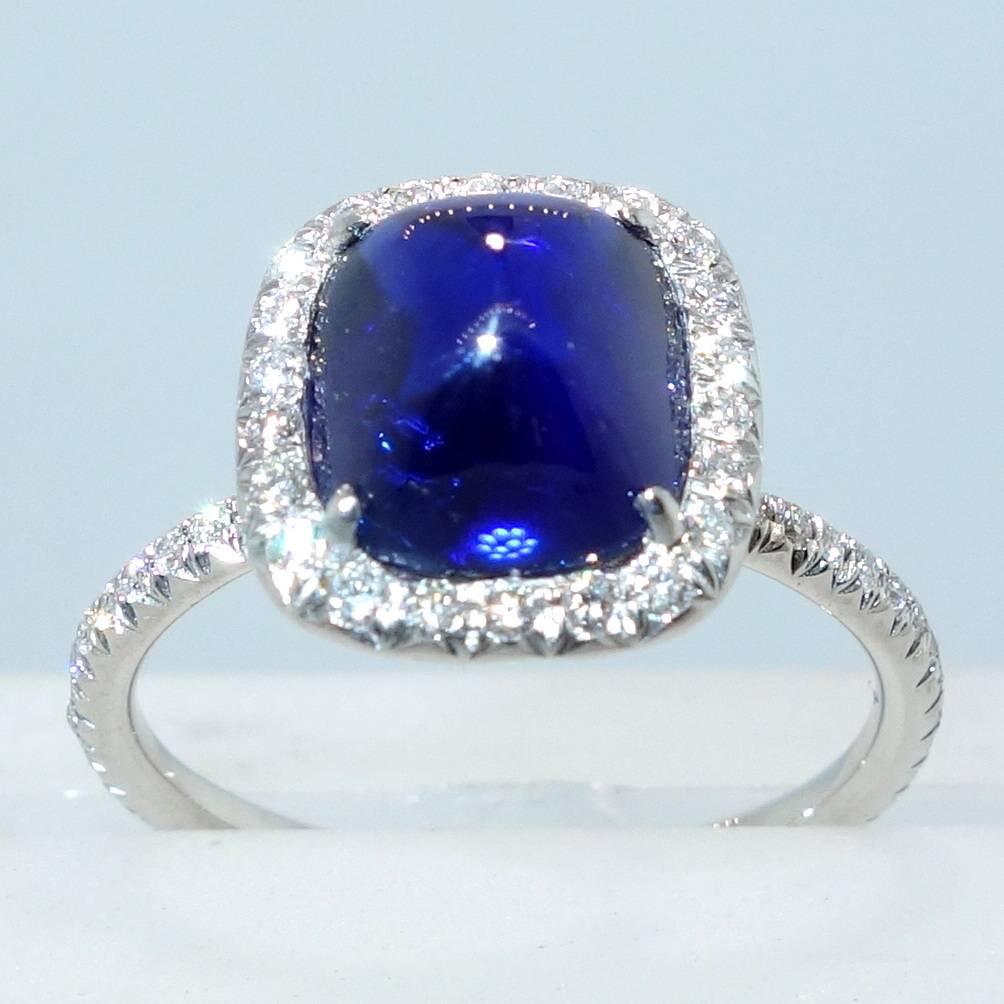 Contemporary Sugarloaf Sapphire Diamond Gold Ring