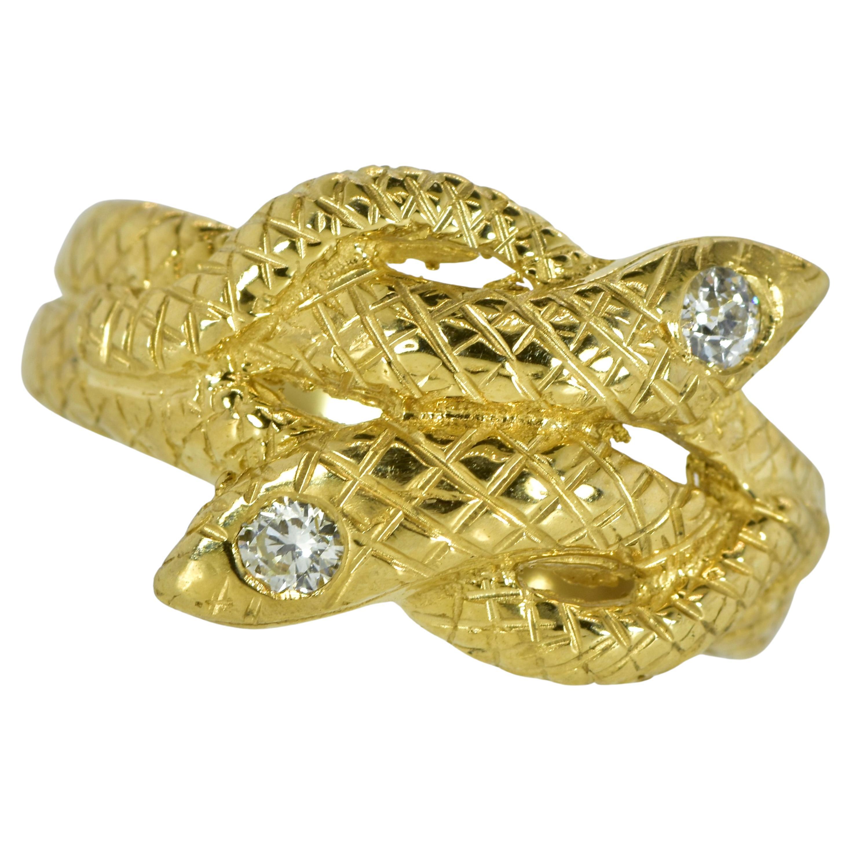 Antique Twin Serpent  Ring symbolizing eternal love in gold with  Diamonds 1880 For Sale