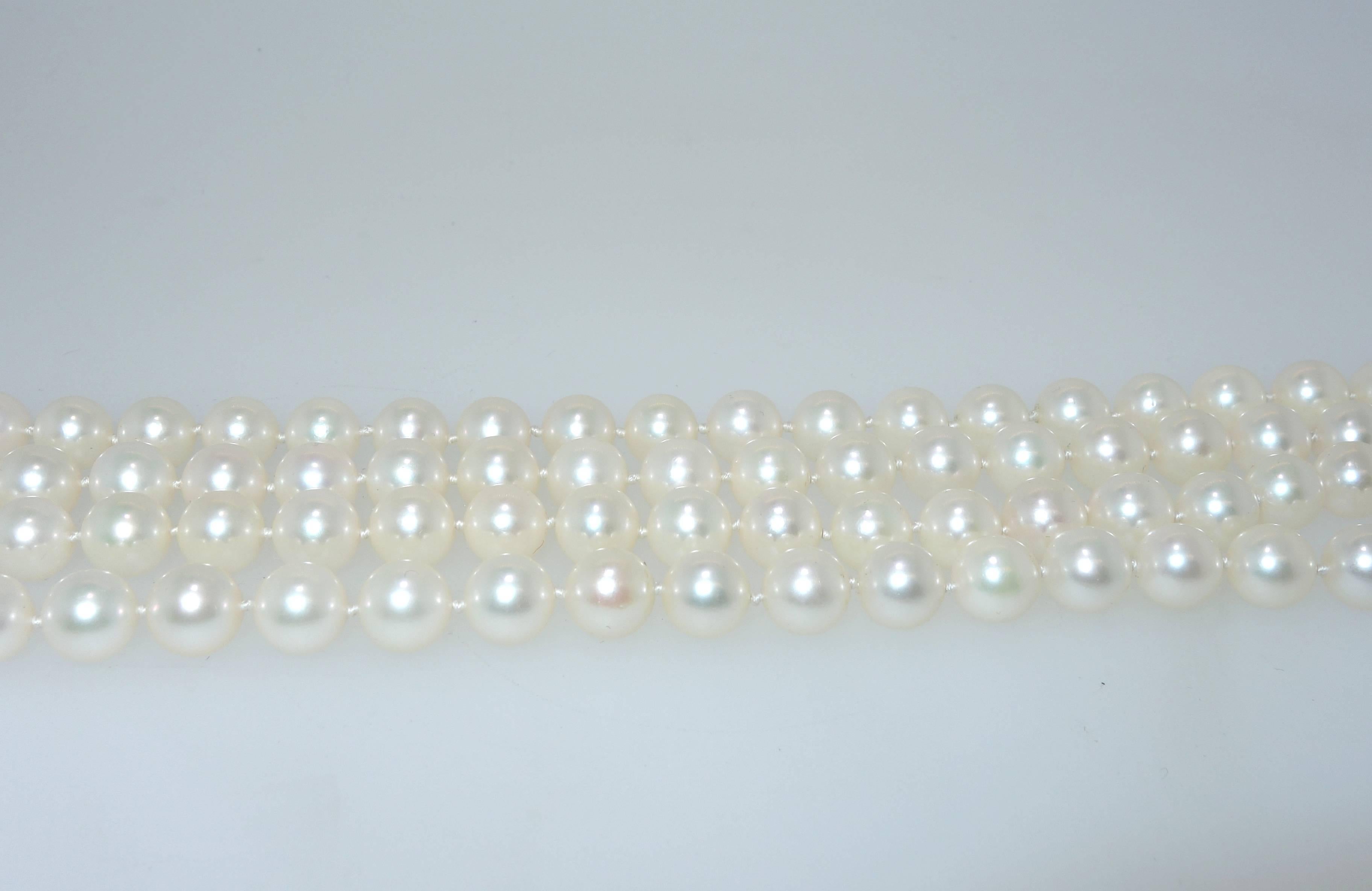 Fine double strand of pearls. 1