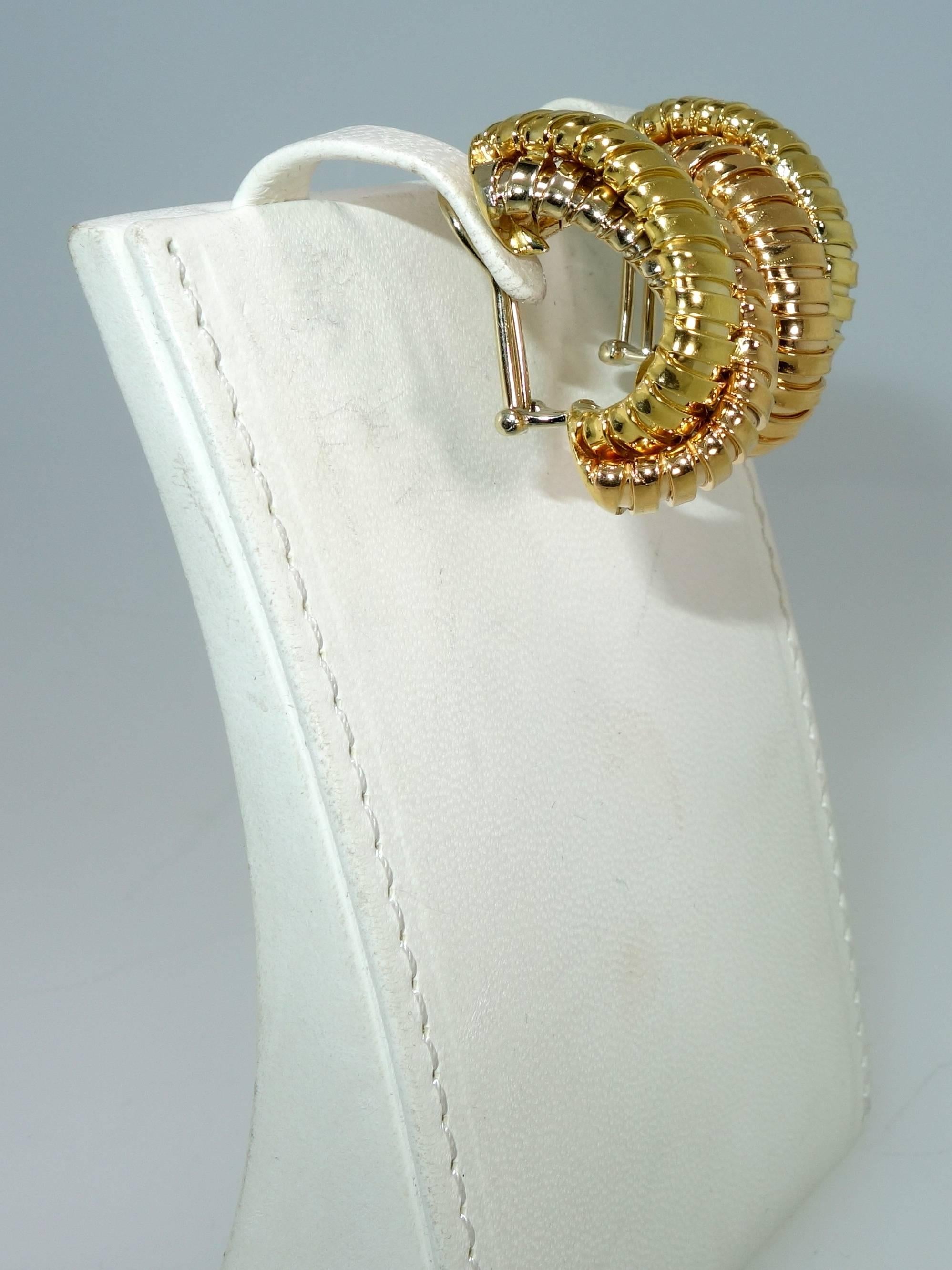 Tricolor Gold Half Hoop Earrings In Excellent Condition In Aspen, CO