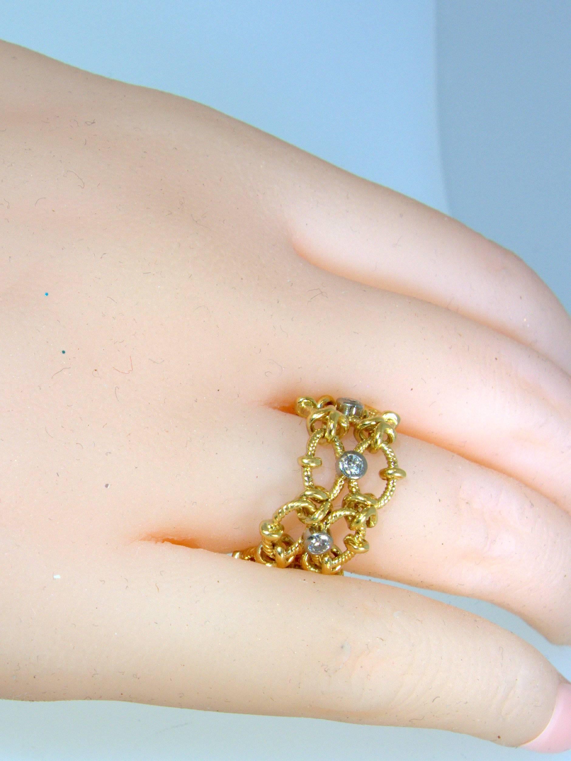 1990s Flexible Diamond Gold Ring In Excellent Condition In Aspen, CO