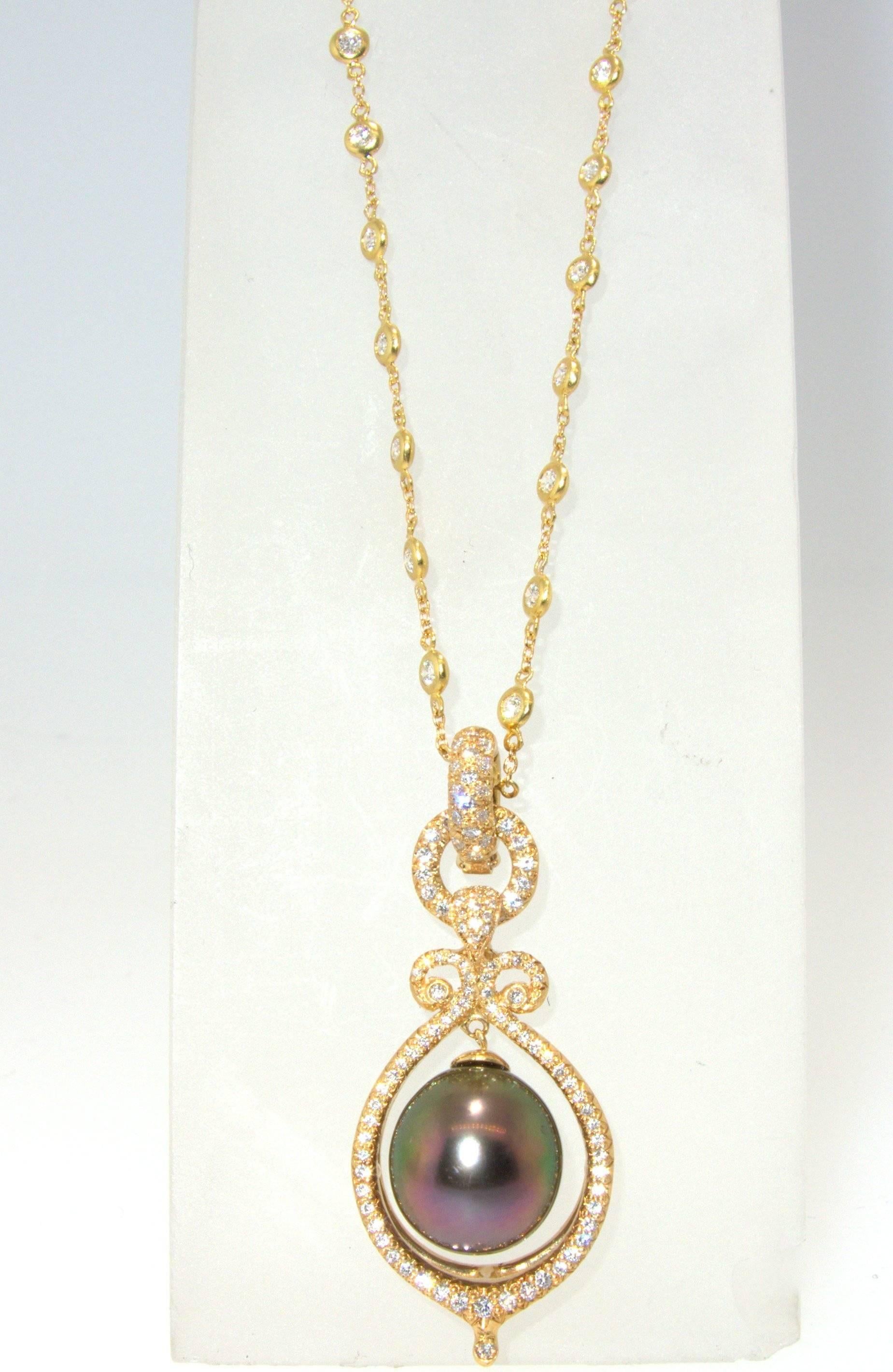 Women's South Sea Black Pearl Diamond Gold pendant 