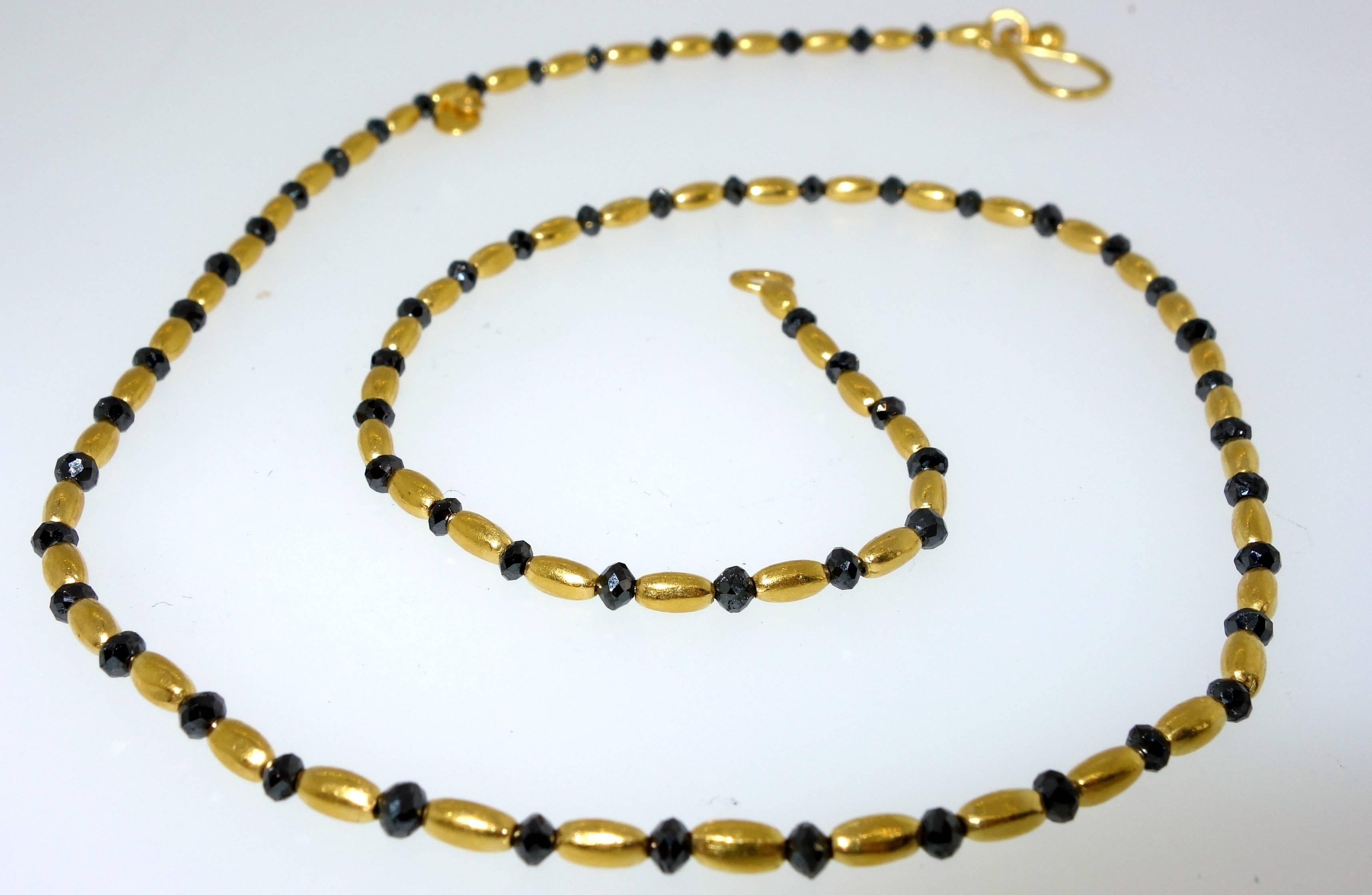 Contemporary Black diamond High karat gold Necklace